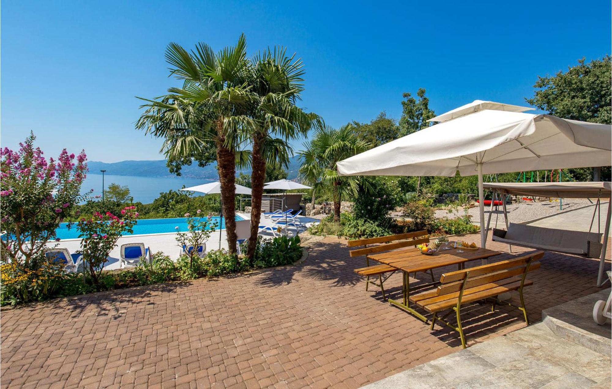 Lovely Apartment In Rijeka With Wifi Exteriér fotografie