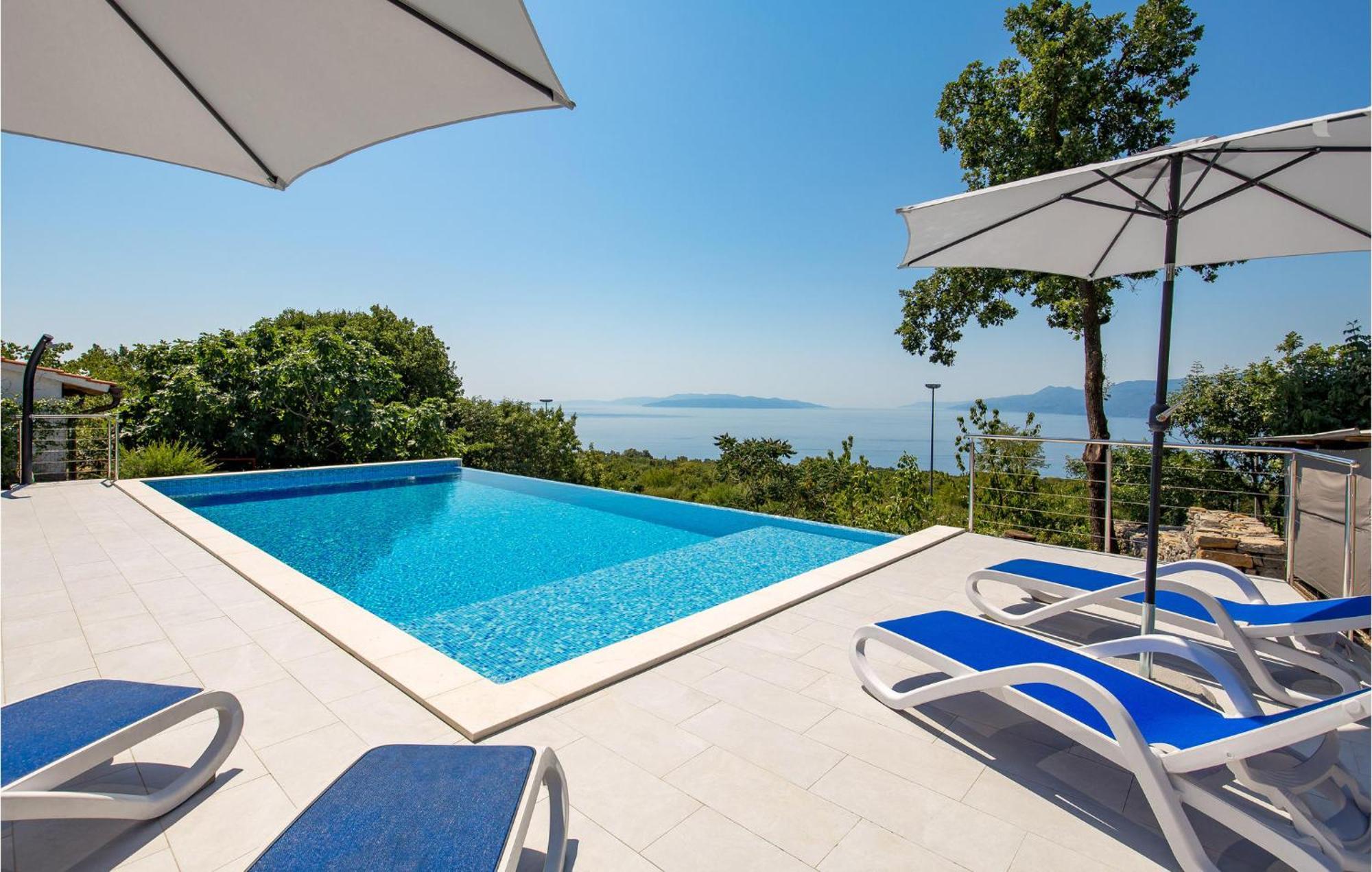 Lovely Apartment In Rijeka With Wifi Exteriér fotografie